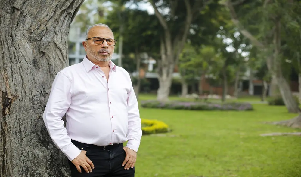 Hugo Coya dice que ha mejorado la producción de textos de no ficción en nuestro país. Hugo Coya dice que ha mejorado la producción de textos de no ficción en nuestro país.