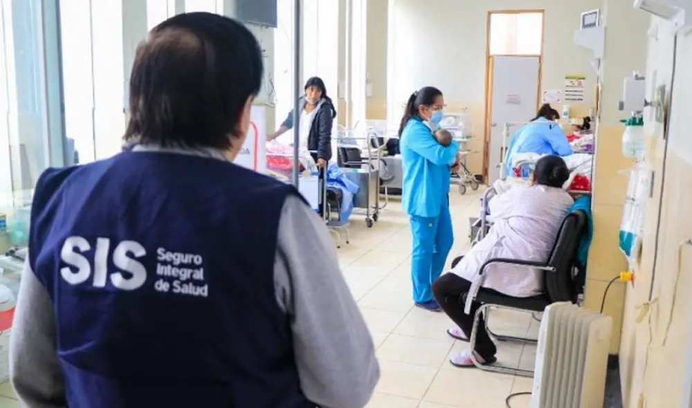 SIS cuenta con 5 diferentes planes para personas de bajos recursos, independiente y emprendedores. Foto. Andina