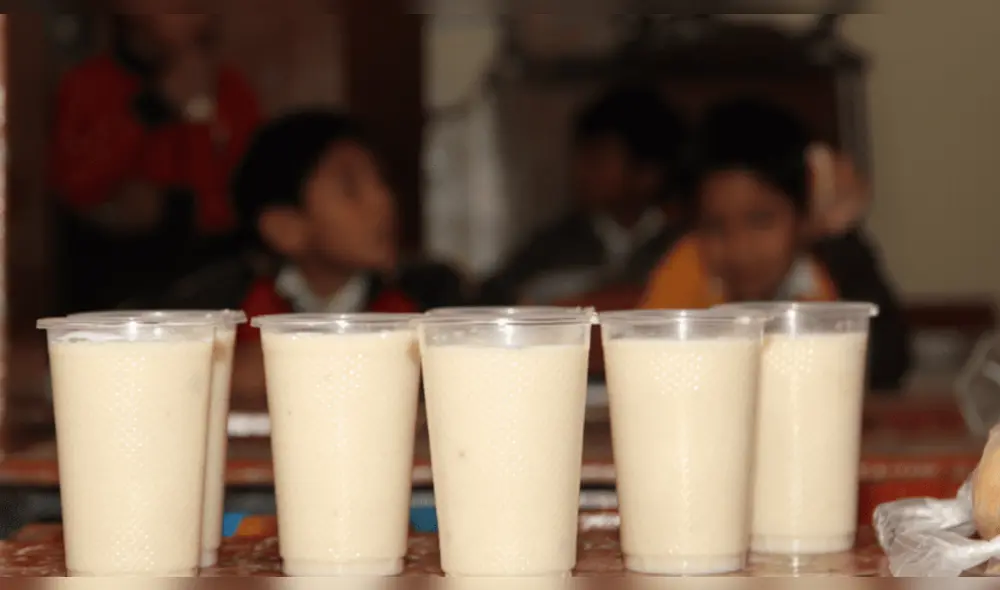 Demartini alegó que se reemplazó la leche por agua de cereal porque no había disponibilidad del lacteo.