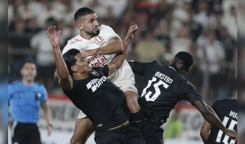 Universitario no pudo imponer su condición de local y quedó relegado en el tercer lugar del Grupo D de la Copa Libertadores Universitario no pudo imponer su condición de local y quedó relegado en el tercer lugar del Grupo D de la Copa Libertadores