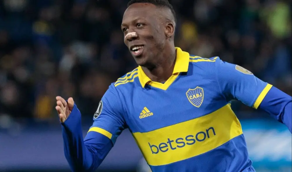 Luis Advíncula es titular en Boca Juniors. Foto: difusión Luis Advíncula es titular en Boca Juniors. Foto: difusión