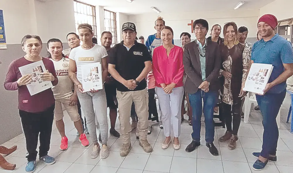 Apoyo. Narcisa Vladulesco, de la Unión Europea, destacó en la inauguración la cultura de paz que impulsa la institución a la que representa en Perú. Foto: Andrés Orozco