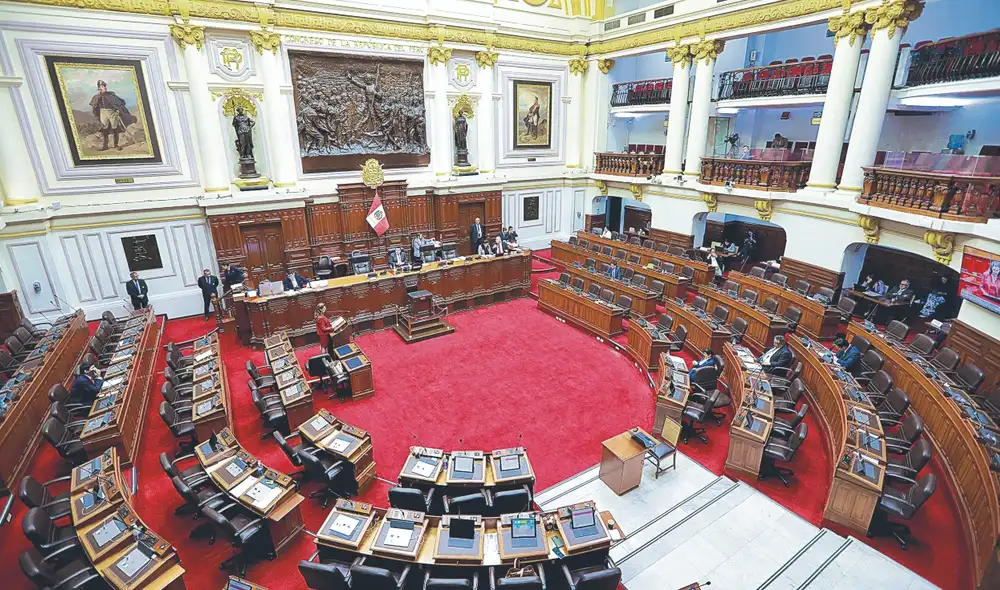 Ausencias. Mociones de vacancia se sostuvieron, y votaron con poca asistencia al Pleno del Parlamento. Fotos: difusión Ausencias. Mociones de vacancia se sostuvieron, y votaron con poca asistencia al Pleno del Parlamento. Fotos: difusión