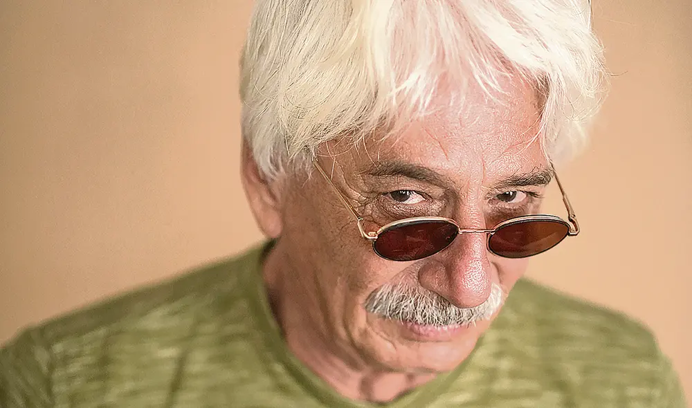 Crítica. C. Bedoya: “Los artistas ni siquiera están agremiados. Están agremiados los coleccionistas, los curadores, las galerías y no los artistas”. Foto: John Reyes / La República Crítica. C. Bedoya: “Los artistas ni siquiera están agremiados. Están agremiados los coleccionistas, los curadores, las galerías y no los artistas”. Foto: John Reyes / La República