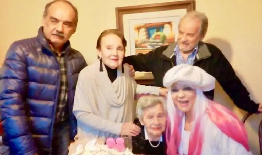 Yola Polastri y sus hermanos. Foto: Latina