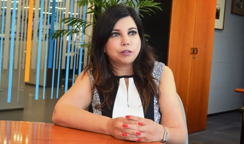 Elizabeth Galdo no quiso responder por la acusación. Foto: Noticias RSE Perú Elizabeth Galdo no quiso responder por la acusación. Foto: Noticias RSE Perú