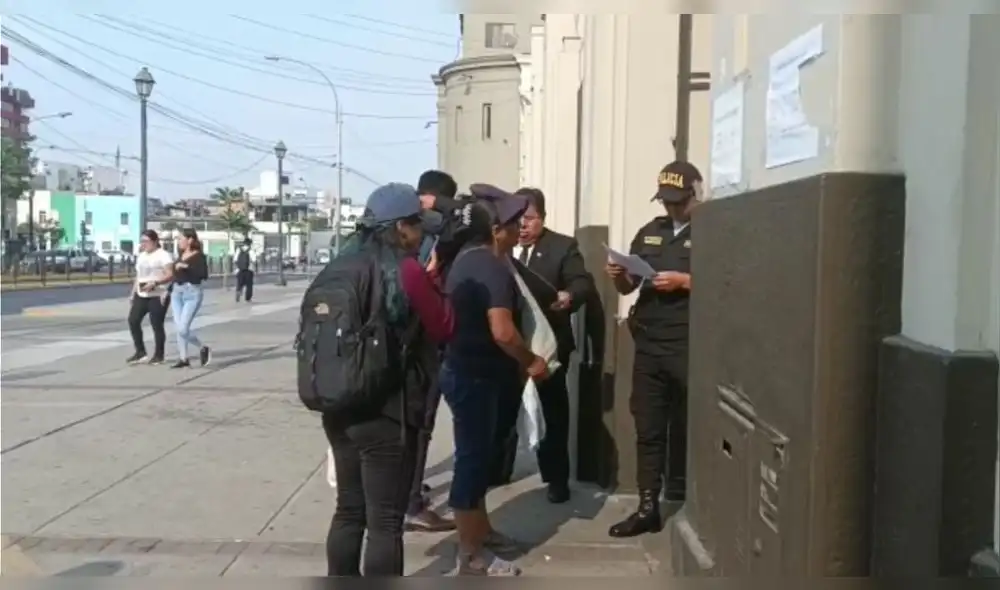 Prefectura de Lima, detenidos reclama por exceso en el plazo de la detención preliminar