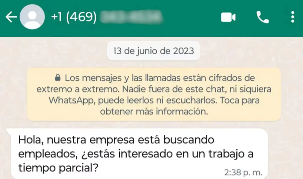 Es recomendable reportar y bloquear al remitente para evitar futuros mensajes. Foto: composición LR | La Nación