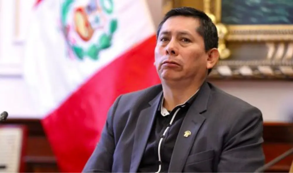 El parlamentario dijo que tomará medidas correctivas contra su asesor. Foto: Caretas