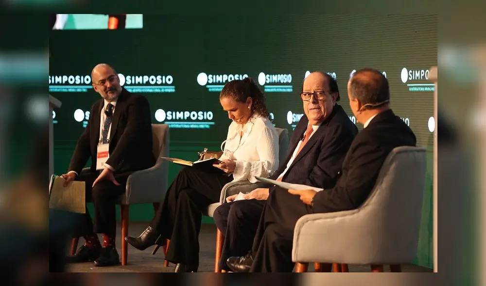 En aras de reducir los trámites, se plantea la digitalización en los procesos del Estado. Foto: SNMPE