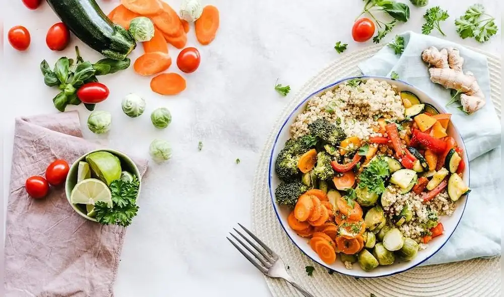 Un estudio reveló la lista de alimentos que podemos consumir para hacer más lento el envejecimiento del cerebro. Foto: Pexels Un estudio reveló la lista de alimentos que podemos consumir para hacer más lento el envejecimiento del cerebro. Foto: Pexels
