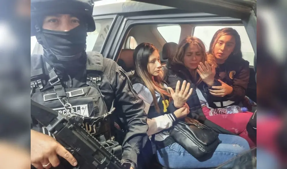 Jackeline Salazar muestra sus manos y descarta mutilación que anunciaron delincuentes. Foto: PNP