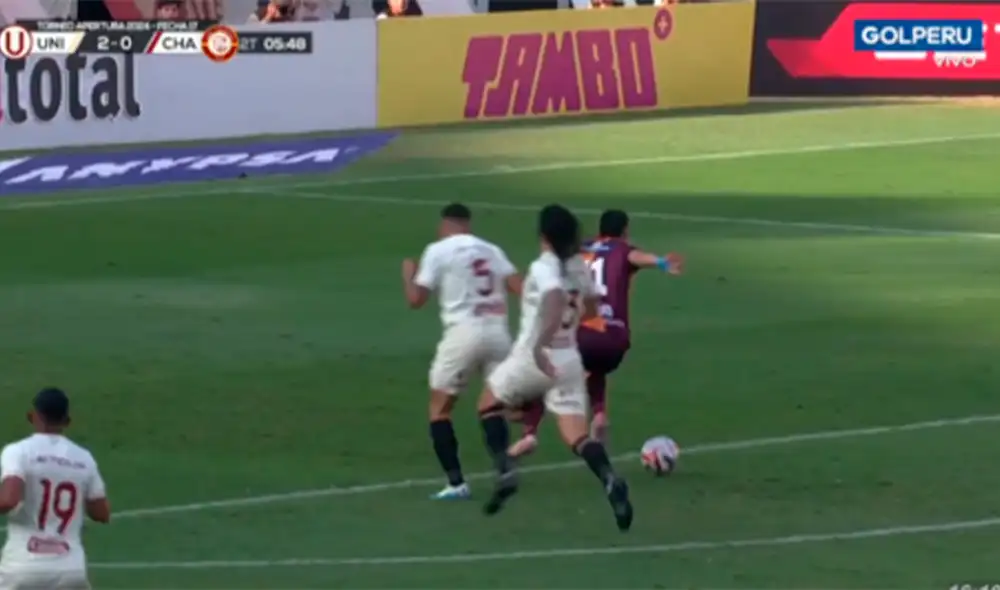 Universitario se queda con 10 en el inicio del segundo tiempo. Foto: captura de GOLPERU