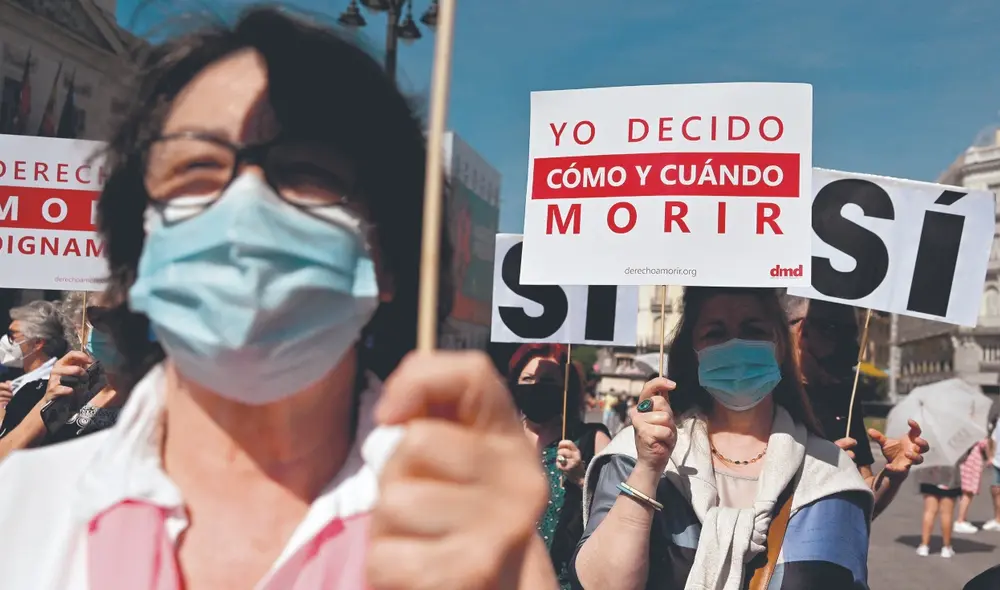 Debate. Actualmente, varios países debaten la despenalización de la eutanasia como respuesta a pacientes terminales que quieren una muerte sin sufrimiento. Foto: AFP Debate. Actualmente, varios países debaten la despenalización de la eutanasia como respuesta a pacientes terminales que quieren una muerte sin sufrimiento. Foto: AFP