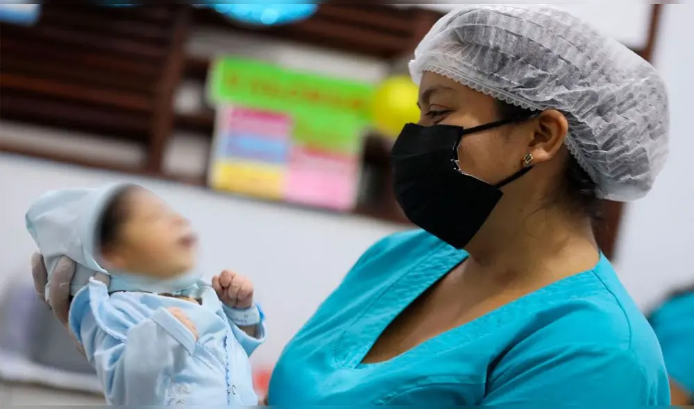 Deseo de tener hijas y/o hijos en peruanas ha disminuido. Foto: Andina