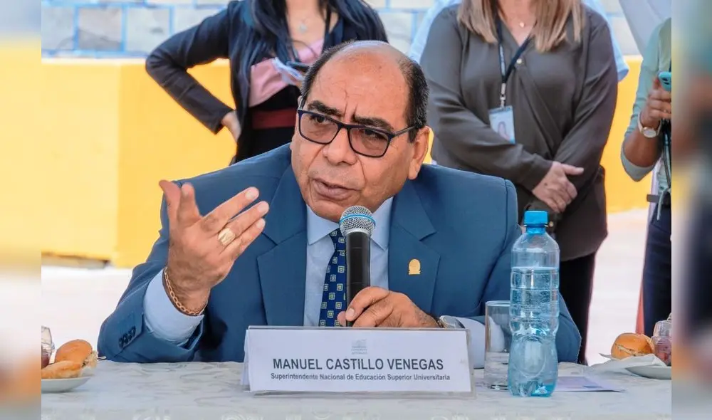 Jefe de Sunedu acusado de realizar doble función. Foto: Andina Jefe de Sunedu acusado de realizar doble función. Foto: Andina