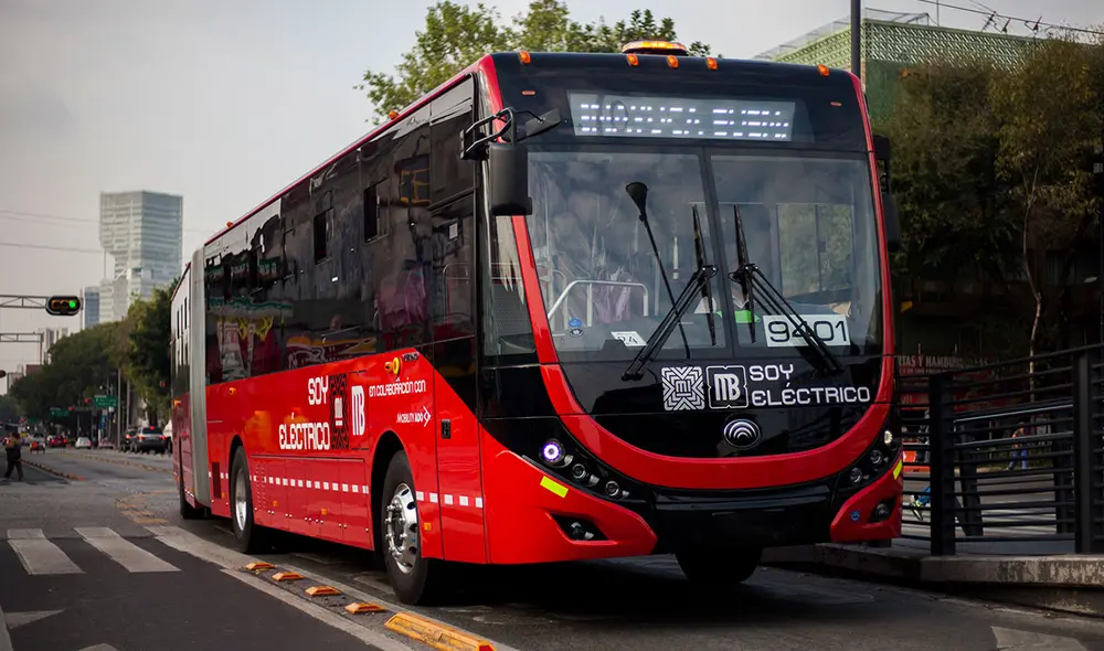 Las líneas del Metrobús cuentan con un número y un color distintivo. En total, suman 125 kilómetros y 283 estaciones, la mayoría ubicadas en la Ciudad de México y algunas en el Estado de México. Foto: Metrobus Eléctrico