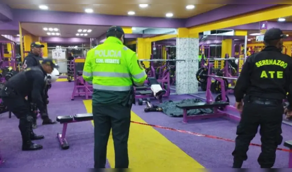 Sicario llegó completamente vestido de negro. Foto: La República