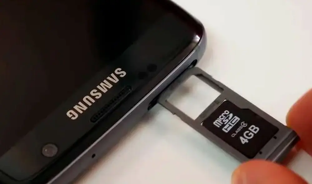 Solo los equipos de gama de entrada y media están incluyendo espacio para la microSD. Foto: Samsung
