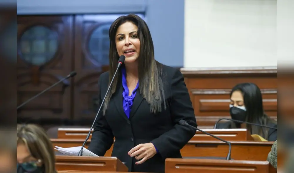 RECURRENTE. La congresista Patricia Chirinos pide licencias por motivos personales y viaja en fechas que coinciden con la semana de representación.