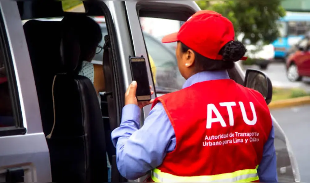 ATU dejaría de fiscalizar a taxis y autos colectivos. Foto: ATU