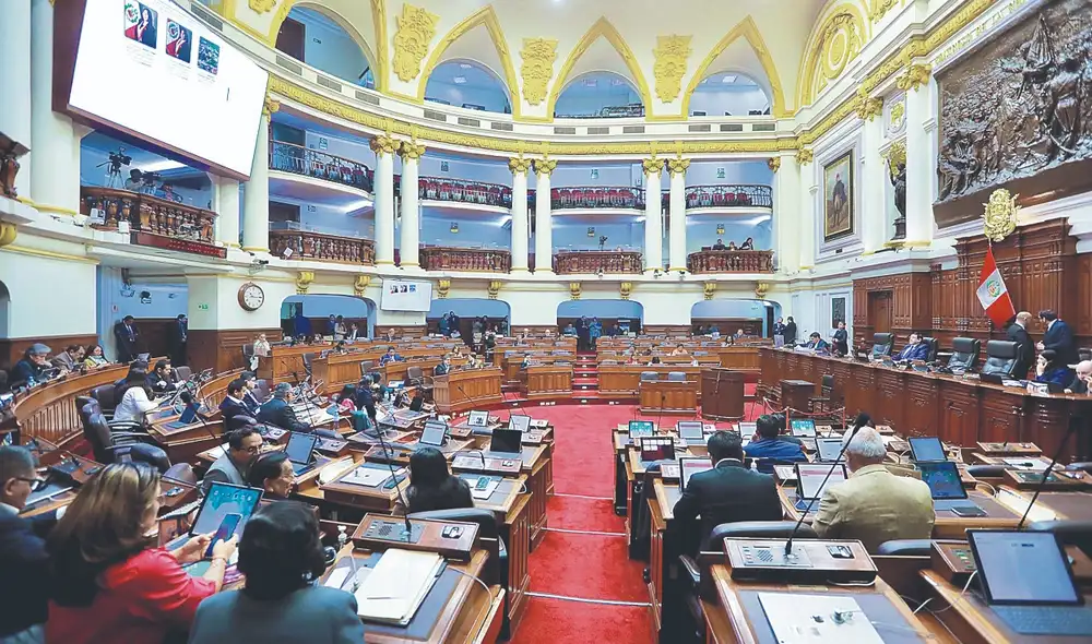 El Congreso ha anunciado que sesionará hasta el sábado 15. Existe el peligro de que varias iniciativas dañinas para la justicia y la democracia sean aprobadas en el Pleno. Foto: difusión