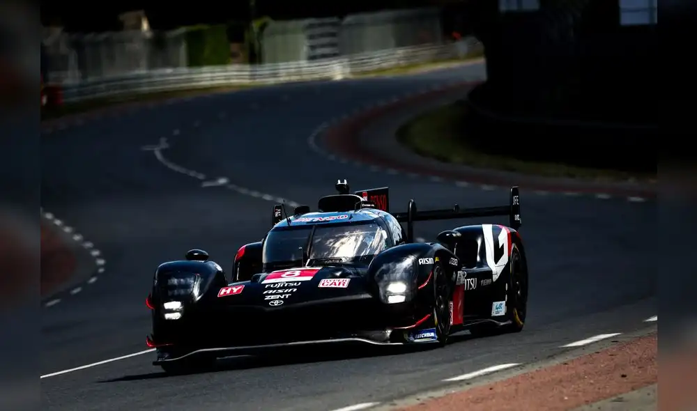 Foto: Los preparativos de TOYOTA GAZOO Racing se intensificaron el fin de semana durante el día de pruebas oficiales.