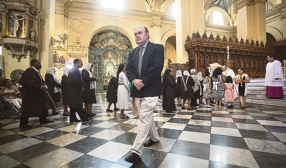 Cuestionado. Piden la salida de López Aliaga por no cumplir sus promesas electorales. Foto: difusión