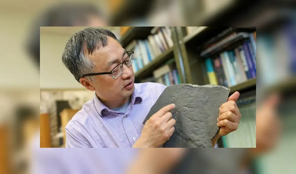 El geobiólogo Shuhai Xiao del Virginia Tech. Foto: Spencer Coppage para Virginia Tech