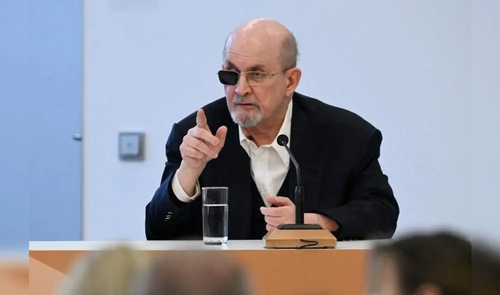 Salman Rushdie. Foto: Agencia AFP. Salman Rushdie. Foto: Agencia AFP.