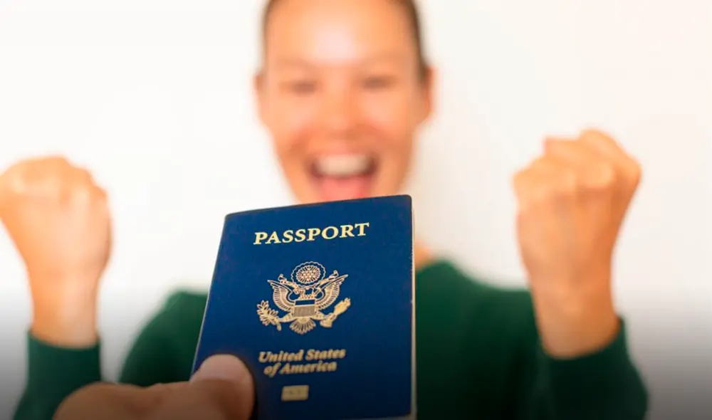 Los mayores de 50 años tendrán más facilidades en su proceso de naturalización. Foto: DLaw