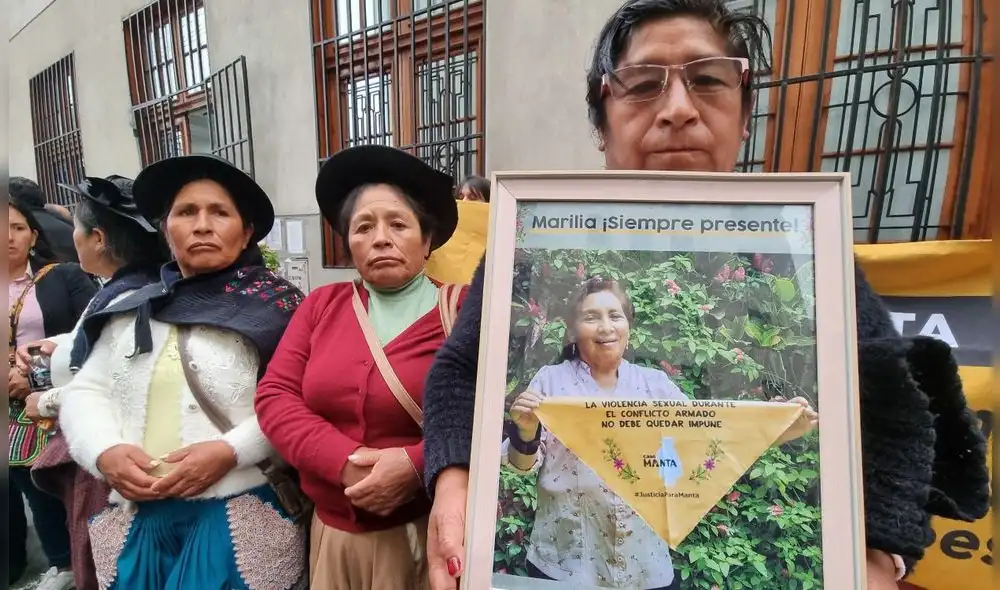 Víctimas del caso Manta y Vilca se mostraron en contra del fallo interpuesto por el Poder Judicial. Foto: Mirian Torres / URPI-LR Víctimas del caso Manta y Vilca se mostraron en contra del fallo interpuesto por el Poder Judicial. Foto: Mirian Torres / URPI-LR