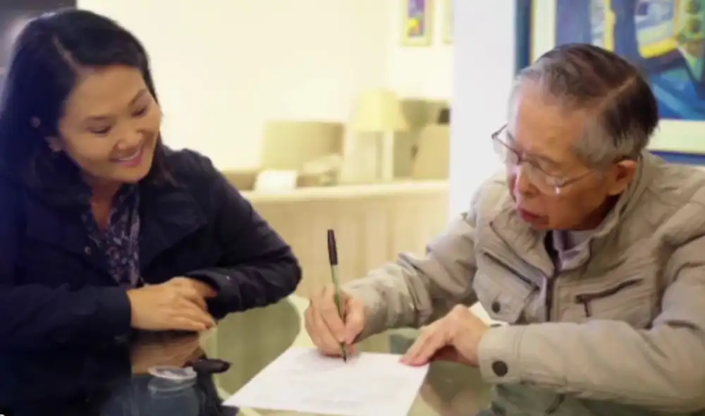 Keiko Fujimori y su padre, quien no cumplió los 25 años de prisión. Foto. captura de X/Fuerza Popular
