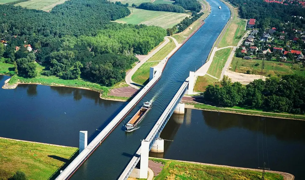 Es uno de los puentes más importantes de Europa y un ícono de la ingeniería moderna. Foto: CDN Es uno de los puentes más importantes de Europa y un ícono de la ingeniería moderna. Foto: CDN
