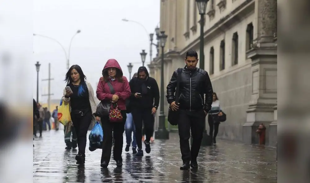 La humedad en Lima aumenta la sensación de frío. Crédito La República.