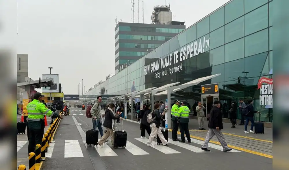 Aeropuerto Jorge Chávez.