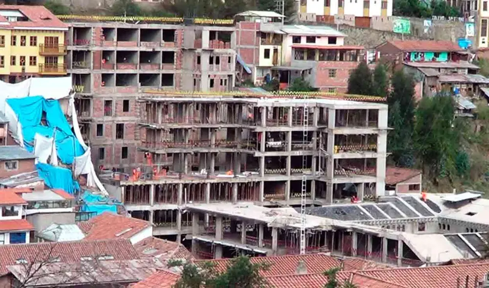 El propietario del hotel con sede en Cusco deberá asumir los costos de demolición y reconstrucción de los muros prehispánicos destruidos. Foto: Andina
