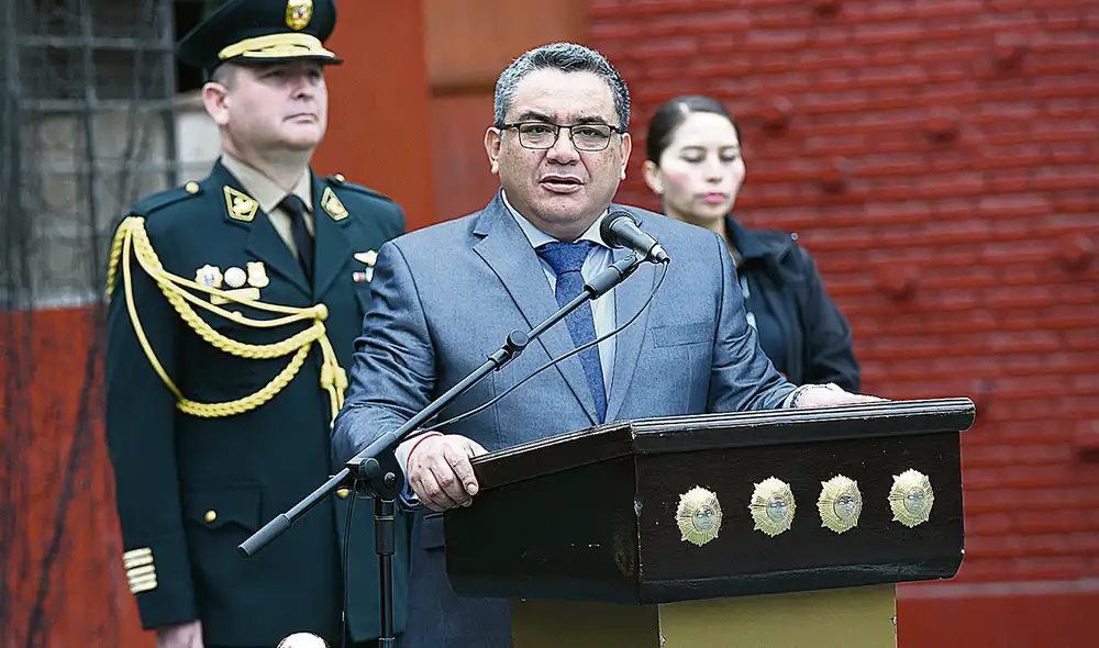 Al ser consultado sobre la solicitud que hizo, el ministro Juan José Santiváñez dijo no recordar el hecho. Foto: difusión Al ser consultado sobre la solicitud que hizo, el ministro Juan José Santiváñez dijo no recordar el hecho. Foto: difusión