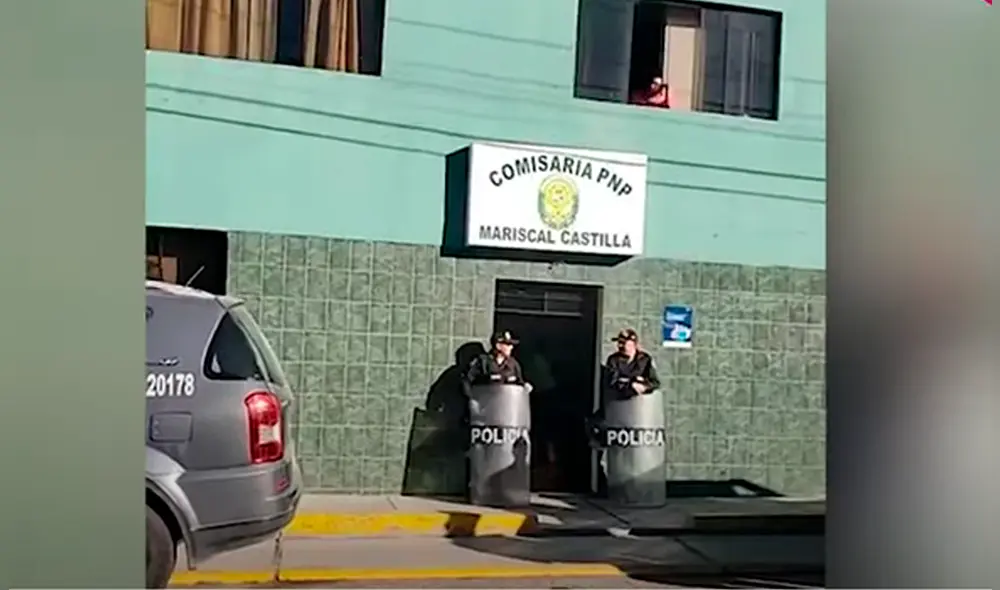 Víctor Raúl Garaundo Ramos, comisario PNP, fue detenido por haber cobrado coimas a locales informales Foto: Youtube Víctor Raúl Garaundo Ramos, comisario PNP, fue detenido por haber cobrado coimas a locales informales Foto: Youtube