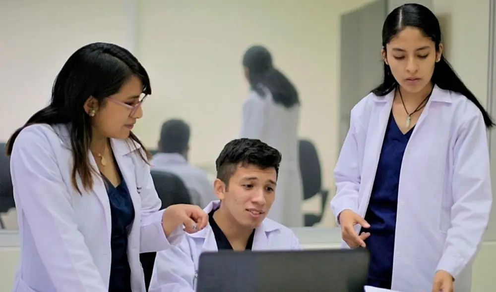 De acuerdo a ranking internacional, la UPCH es considerado la mejor universidad para estudiar Medicina en el Perú.   Foto: Andina
