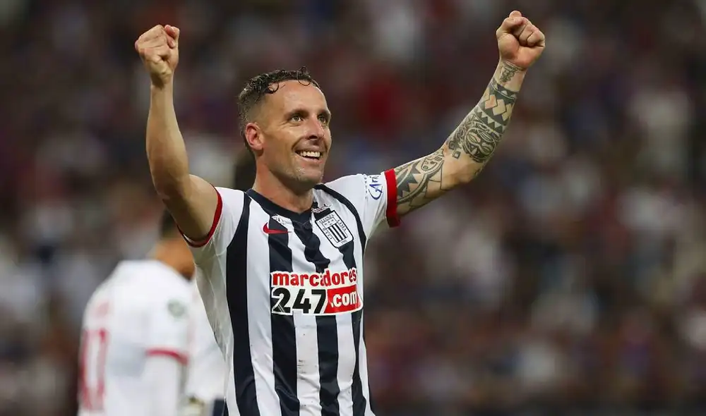 Pablo Lavandeira jugó un total de 61 partidos con Alianza Lima, equipo donde registra su mejor campaña en lo que respecta a goles. Foto: EFE Pablo Lavandeira jugó un total de 61 partidos con Alianza Lima, equipo donde registra su mejor campaña en lo que respecta a goles. Foto: EFE