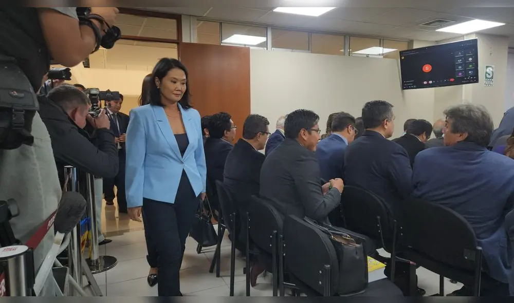 La presidenta Mercedes Caballero García declaró que, además del día de mañana, las demás sesiones serán el próximo 9, 10, 15, 16 y 22 del presente mes. Foto: Mirian Torres/La República