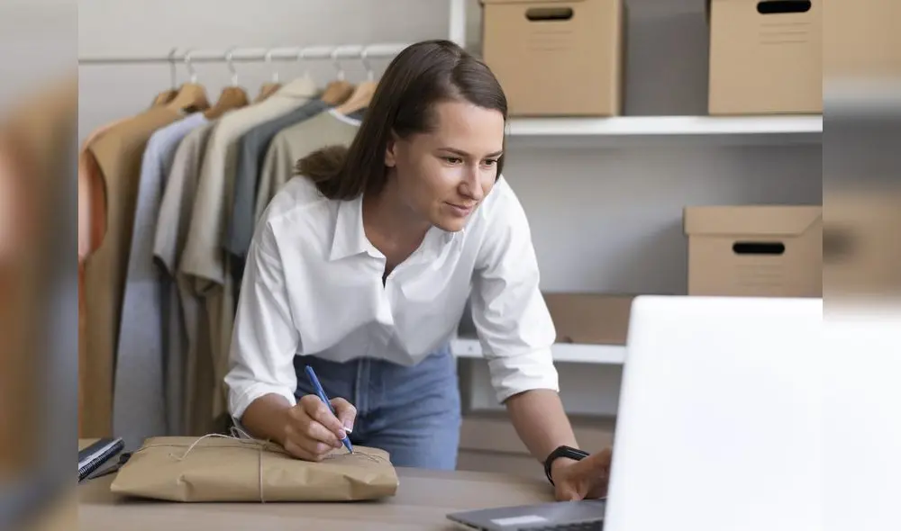 Los emprendimientos de jóvenes peruanas ascienden a 55,7%. Foto: Andina