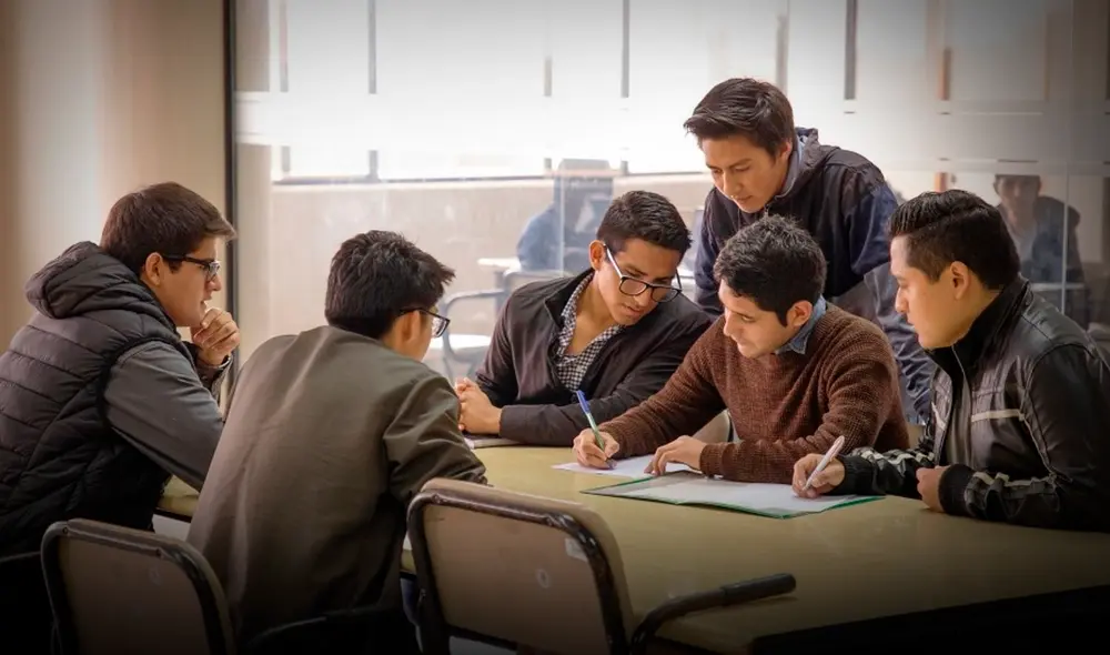 Postulantes podrán elegir entre 8 nuevas carreras universitarias. Foto: Difusión Postulantes podrán elegir entre 8 nuevas carreras universitarias. Foto: Difusión