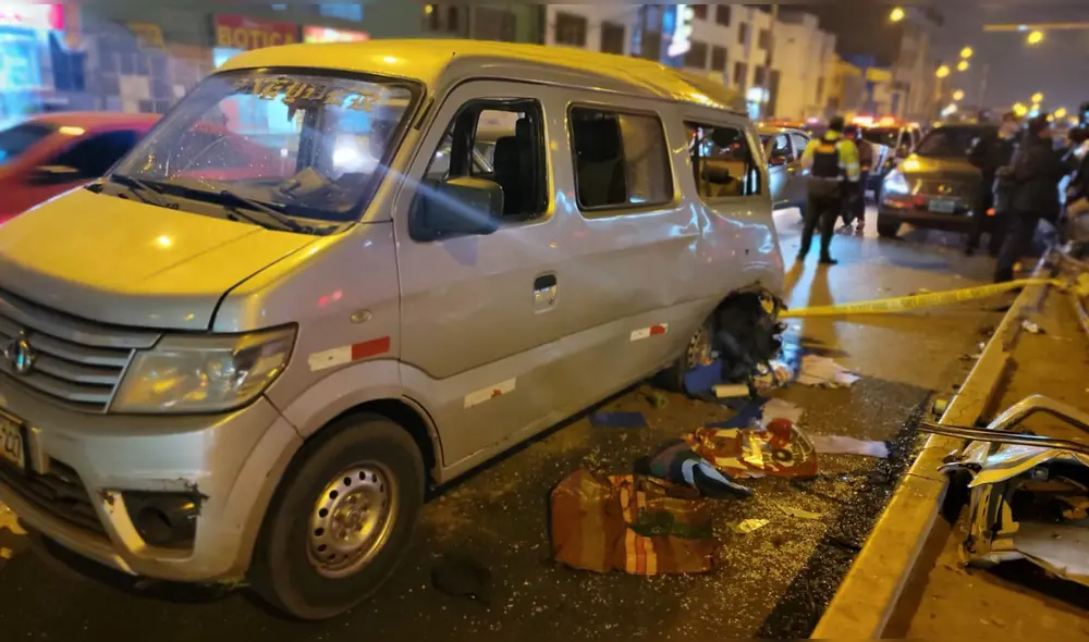 Así terminó el vehículo luego de la explosión. Foto: Samuel Santos - La República