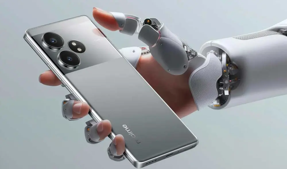 Así luce la parte trasera del Realme GT 6T. Foto: Xataka