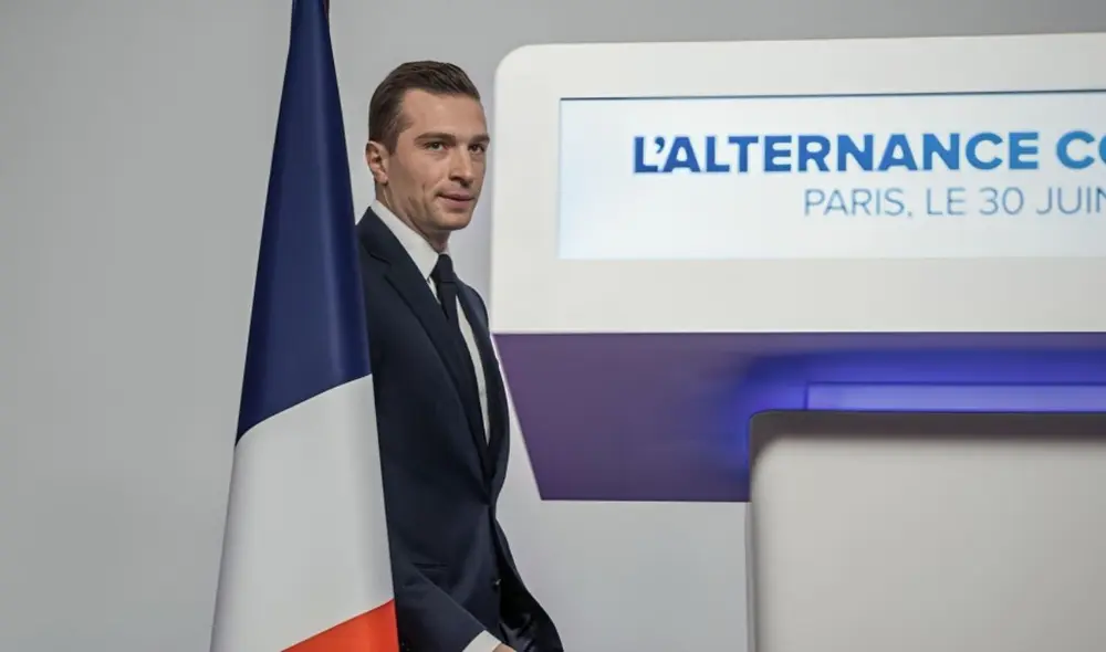 Considerado un protegido de Marine Le Pen, Bardella ha sido descrito como su "hijo espiritual". Foto: AFP. Video: FRANCE 24 Español