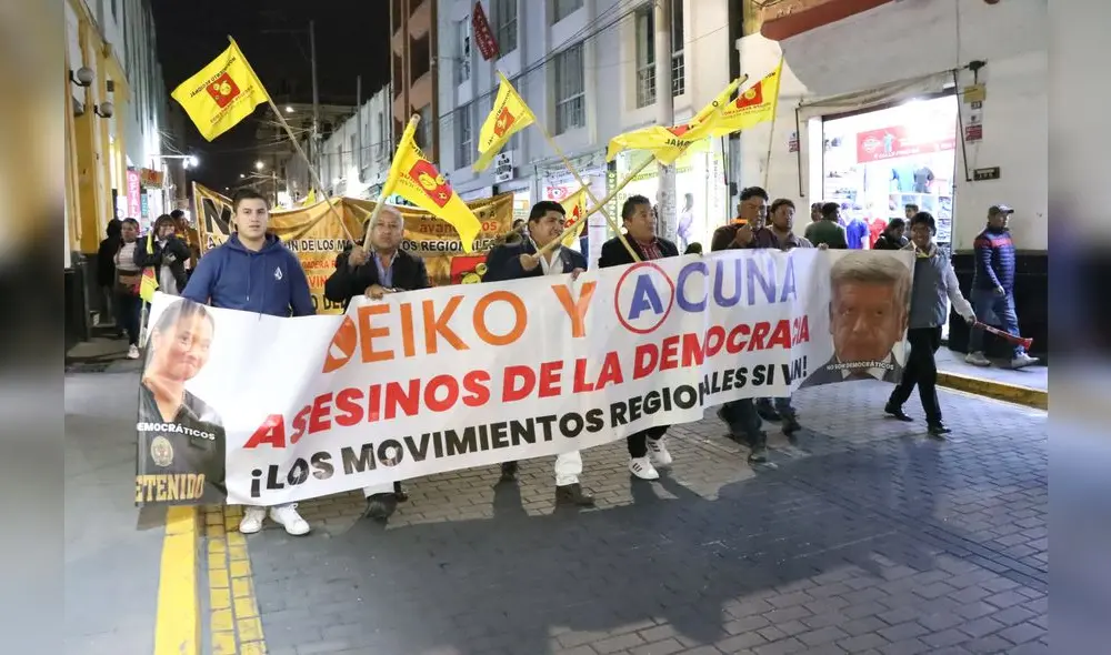 El jueves 4, en Arequipa, simpatizantes de cuatro movimientos regionales marcharon por las calles