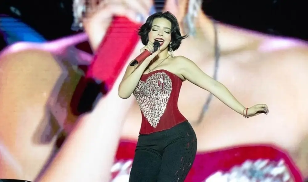 Ángela Aguilar conmueve a sus fans al expresar su amor por Christian Nodal en pleno concierto. Foto: Instagram angela_aguilar_ Ángela Aguilar conmueve a sus fans al expresar su amor por Christian Nodal en pleno concierto. Foto: Instagram angela_aguilar_