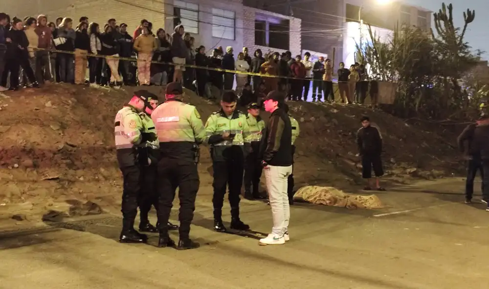 El otro chofer arrastró a Abner Díaz Arrascue varios metros con su movilidad. Foto: difusión